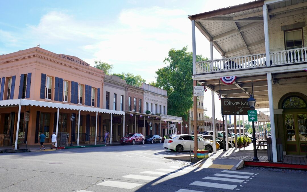 best town squares in Arkansas